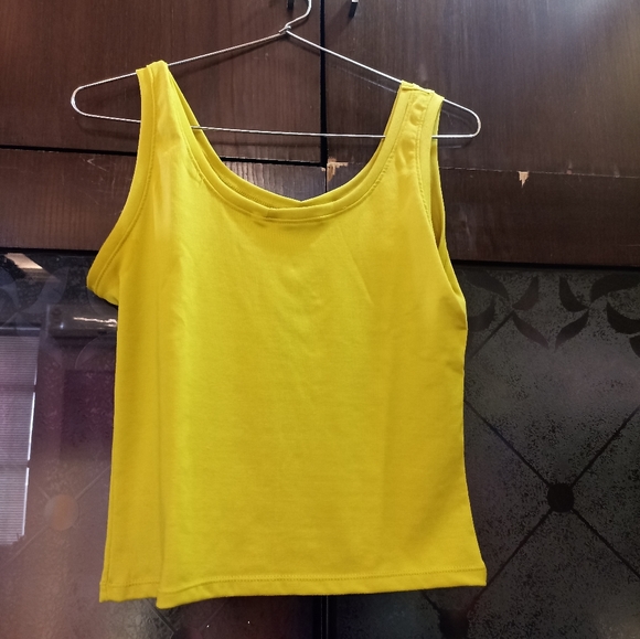 tokyo talkies Tops - Tokyo talkies tank top(size xl)